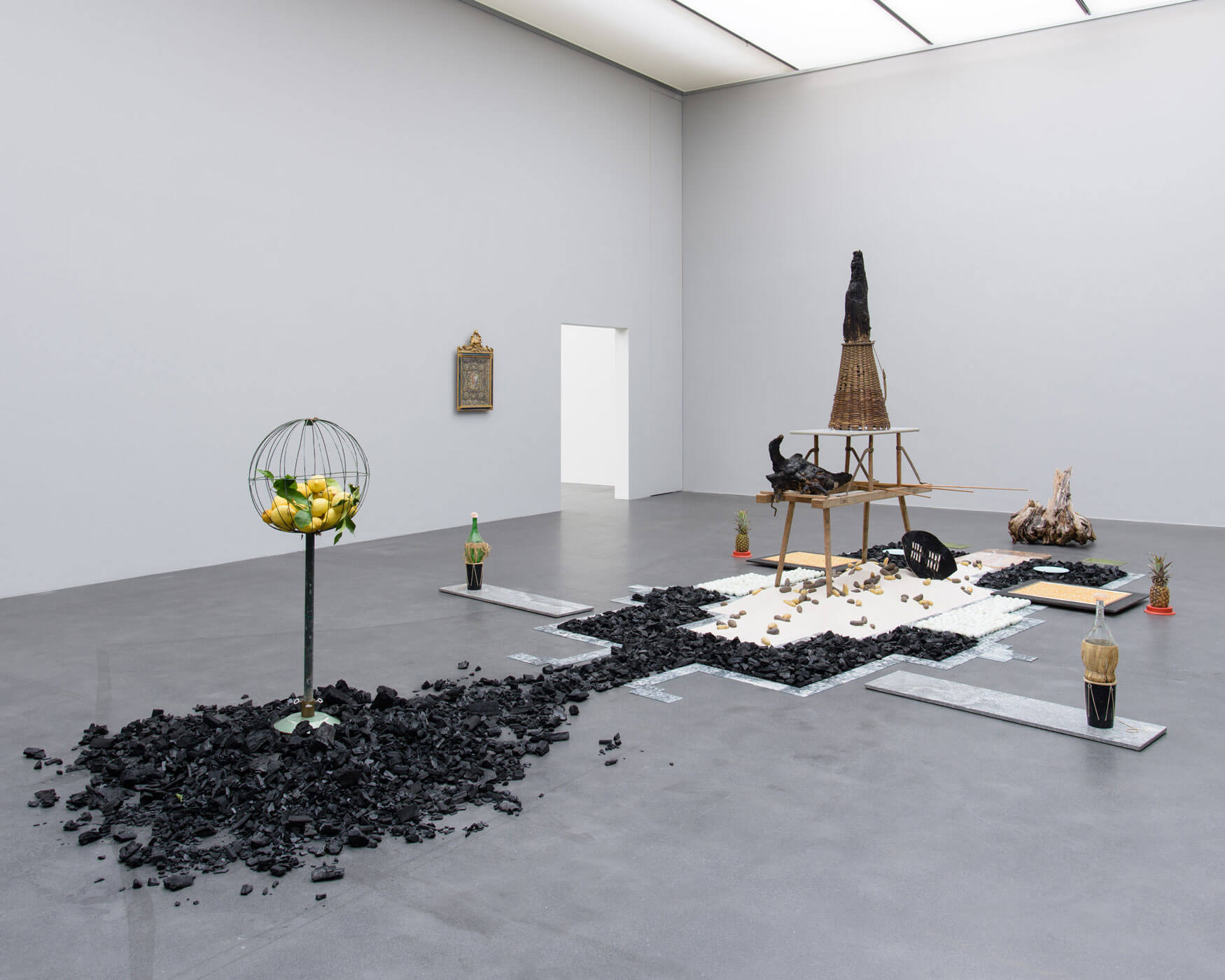 Ausstellungsansicht Diamonds Always Come in Small Packages, Kunstmuseum Luzern, 2015, Foto: Marc Latzel