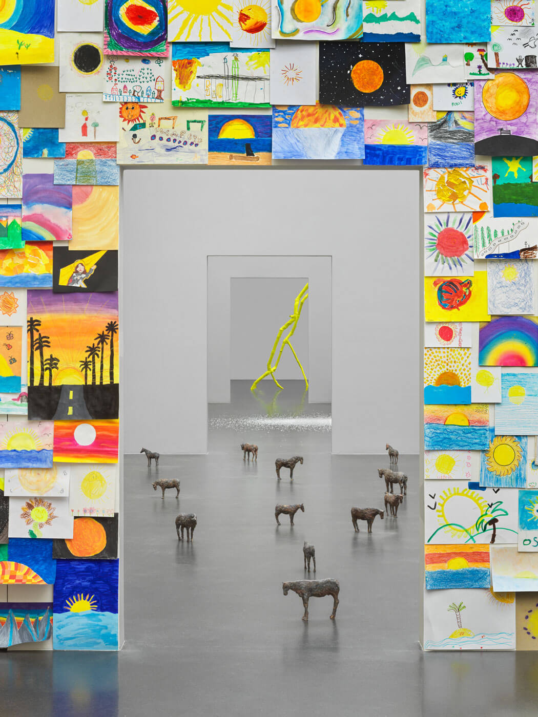 Ugo Rondinone, Ausstellungsansicht Cry Me a River, Kunstmuseum Luzern, 2024, Courtesy oft he artist, Foto: Stefan Altenburger