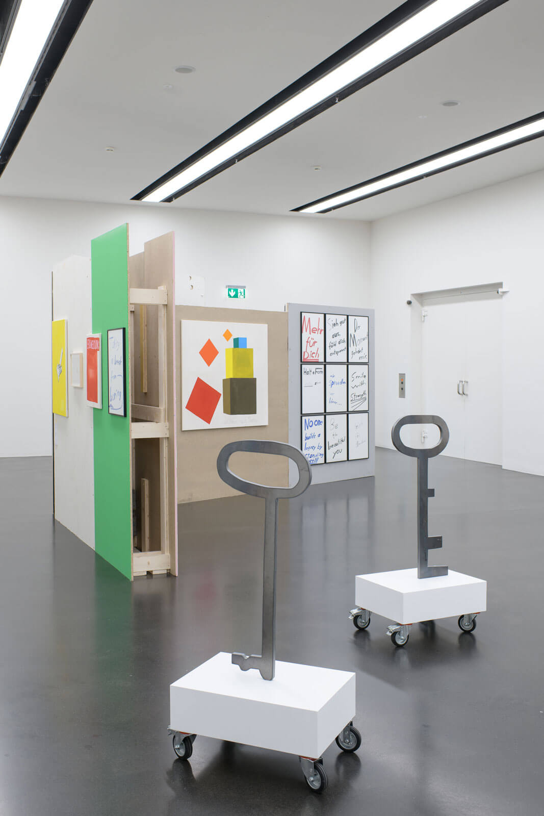 Ausstellungsansicht spot on Sereina Steinemann, in Kooperation mit Kommission Bildende Kunst Stadt Luzern, Kunstmuseum Luzern, 2025, Foto: Marc Latzel