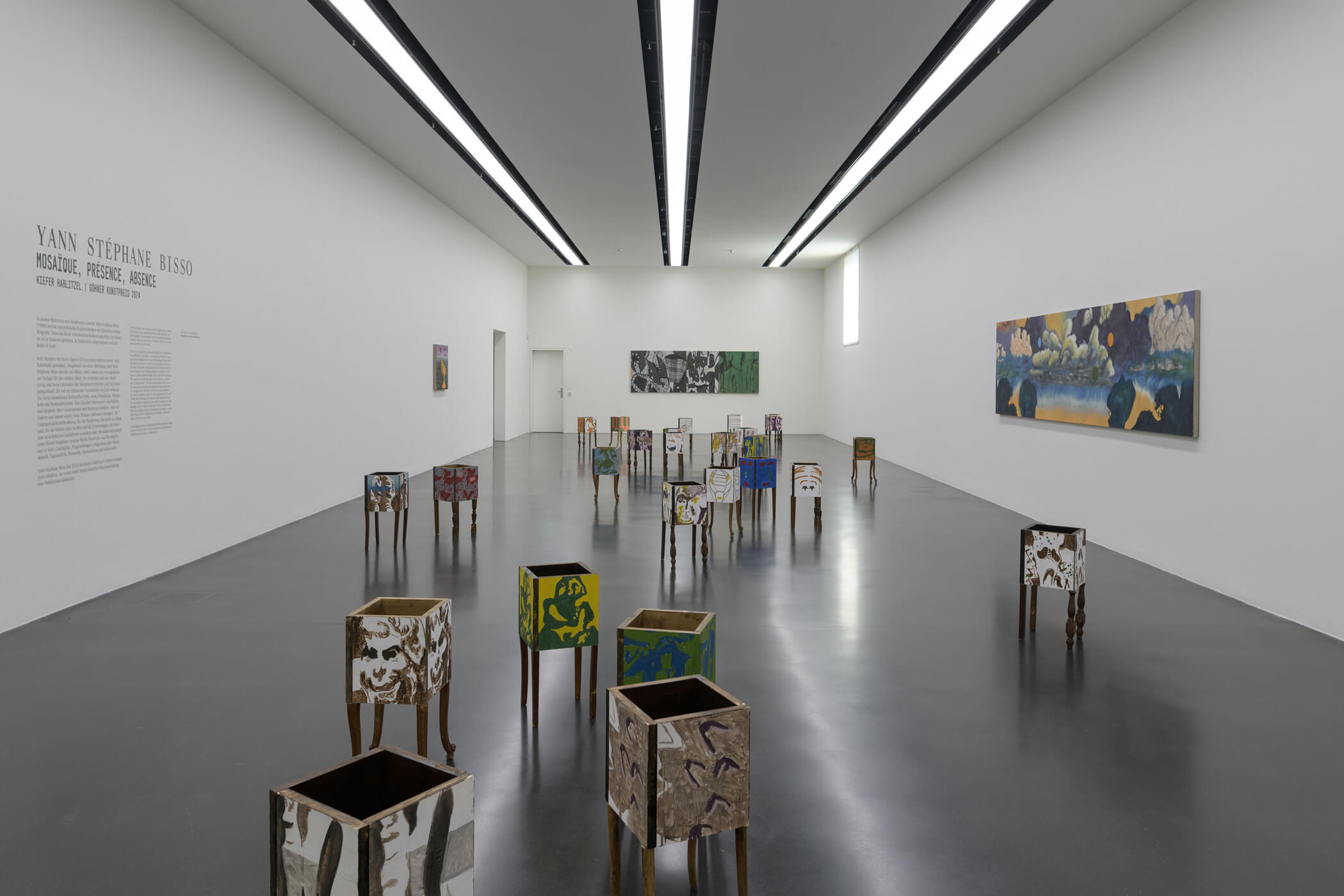 Ausstellungsansicht Yann Stéphane Bisso. Mosaïque, présence, absence, Kiefer Hablitzel | Göhner Kunstpreis 2024, Kunstmuseum Luzern, 2025, Foto: Marc Latzel